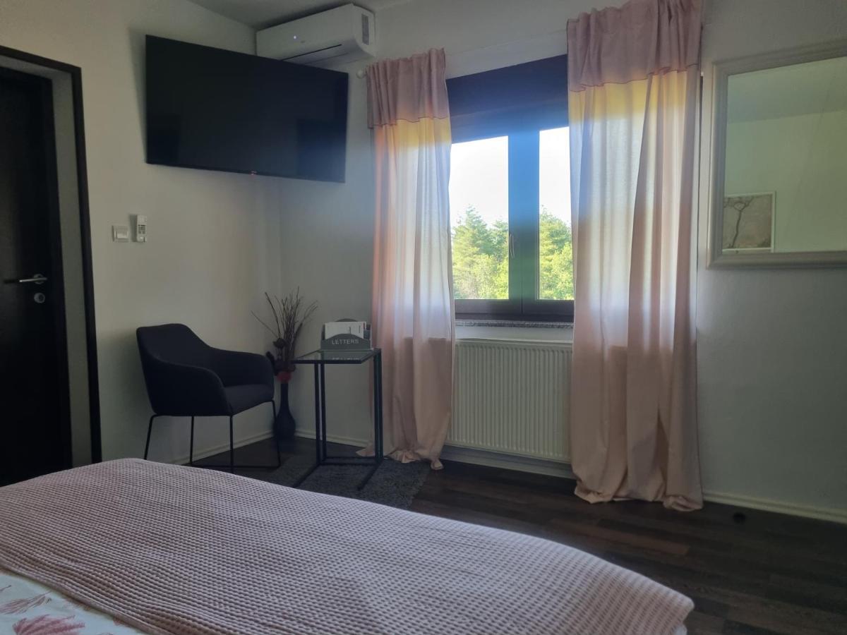 רקוביצה 4 Seasons Guest House מראה חיצוני תמונה