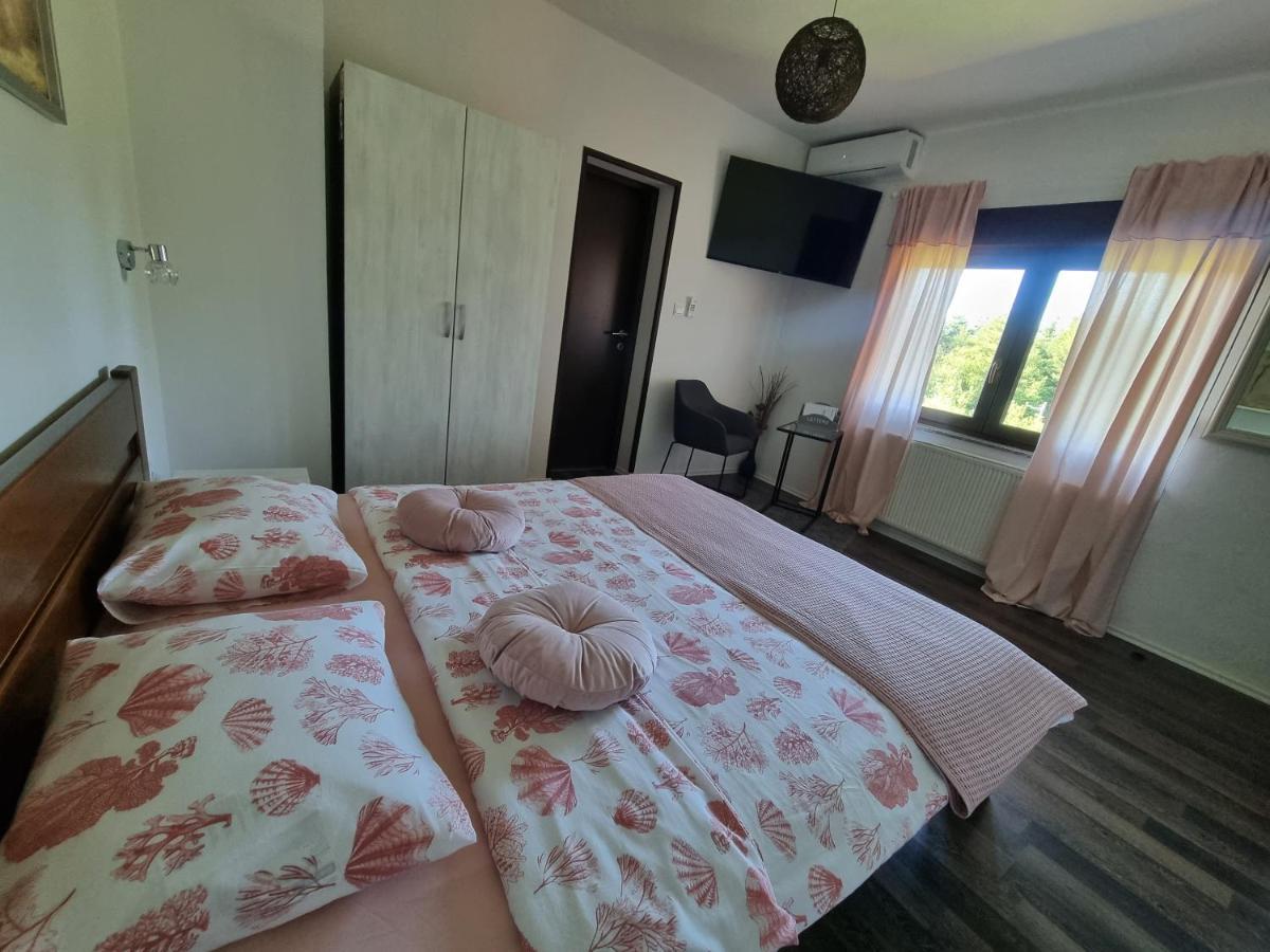רקוביצה 4 Seasons Guest House מראה חיצוני תמונה