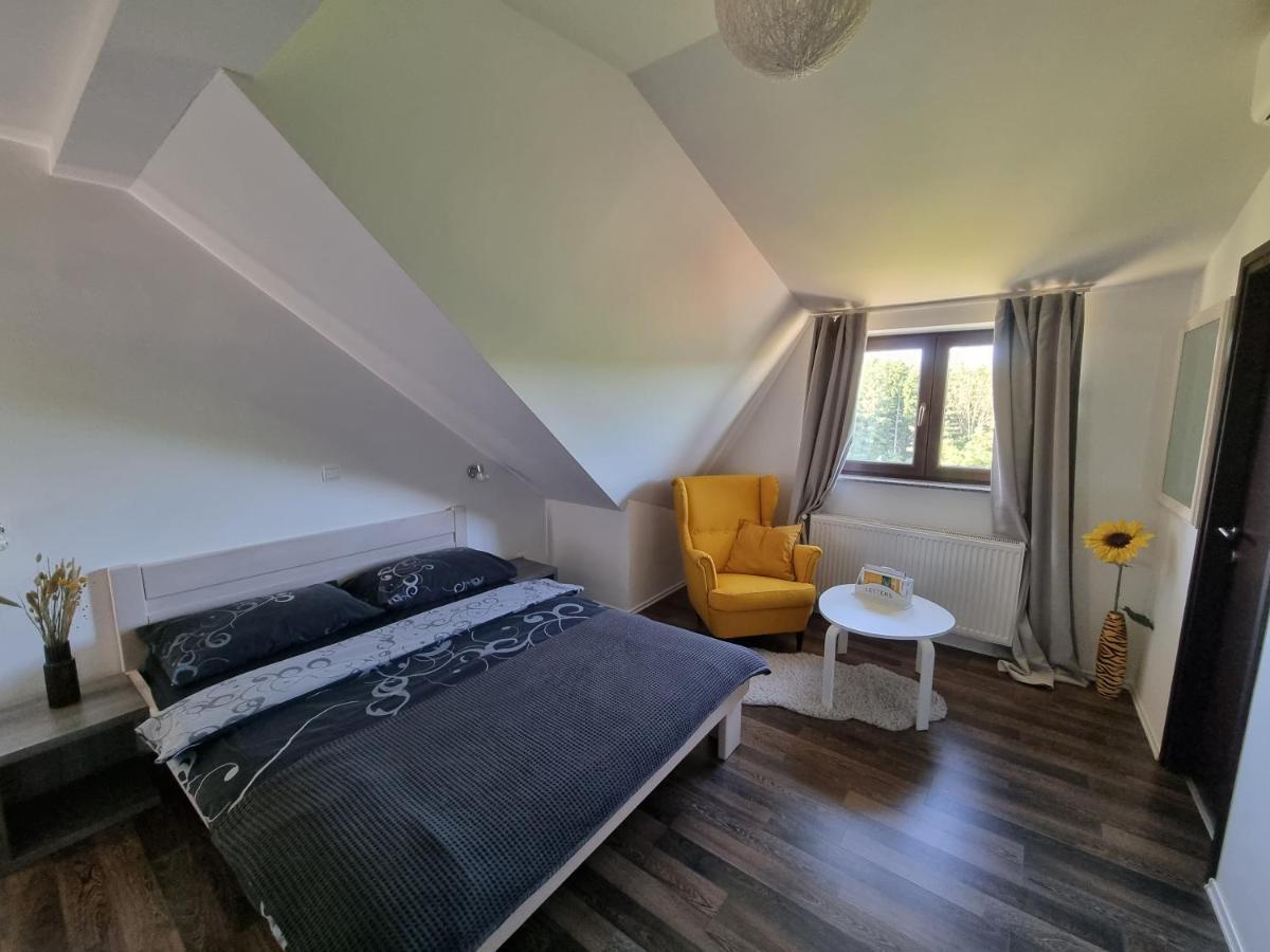 רקוביצה 4 Seasons Guest House מראה חיצוני תמונה